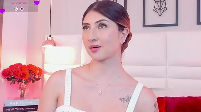 Alanna_Valmont