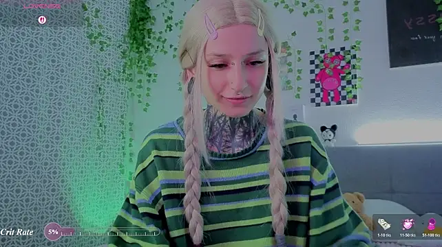 LilithPoison - Play with pussy