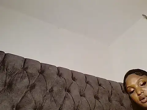 Queen_Aura20 - strapon
