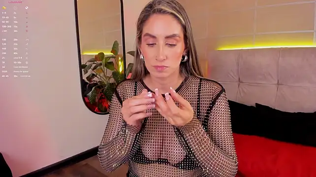 Lia_Crystal_ - RUB MY PUSSY WITH PANTIES