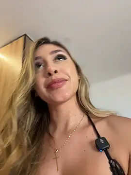LAURA_VANESA - FUCK ME IN DOGGY STYLE + OIL IN ASS💦🔥