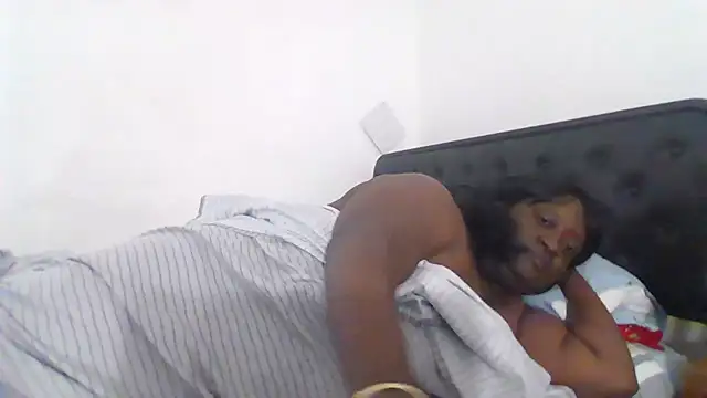Katiefyi - self suck tits