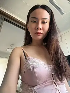 Yioyio-666 - 仿真精液滴屁股诱惑2分钟