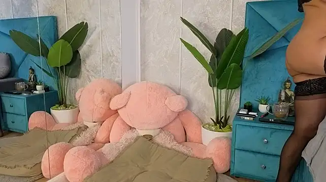 EvellynGold - Spit on boobs and tease
