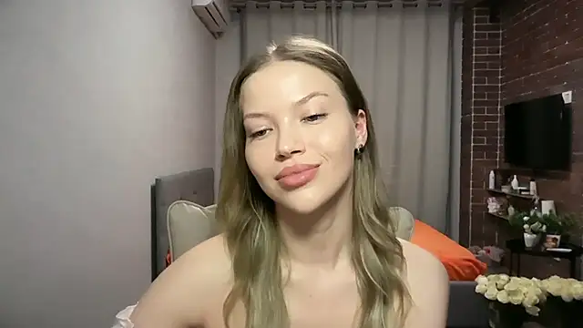 EmmyMills - Topless❤️