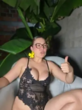 AnnaJaimes - remove dress + oil tits