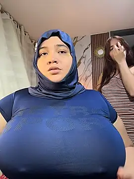 Sweetmuslim01 - milk in Sofia's ass 🥛🍑