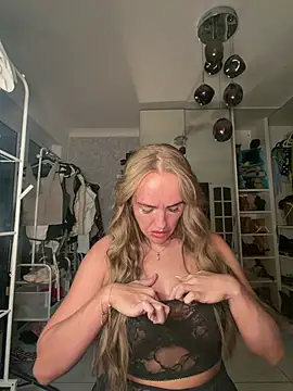 SofiaJohnson_ - Oil show