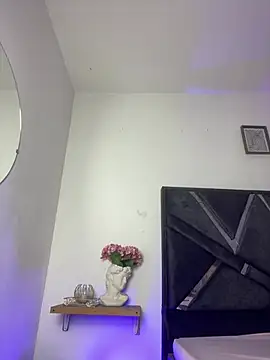 NikyFrequency - SHOW PUSSY BBY 🔥