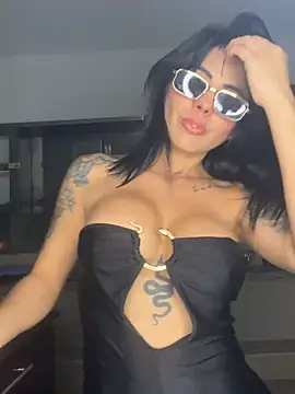 Tamyjenkins1 - Show tits en público # Centro comercial