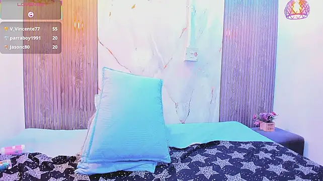 Scaarlettxxx - In doggy, spank me hard 🍑