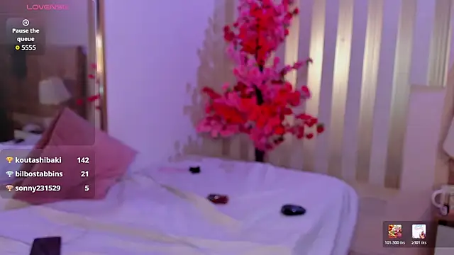 Angelinarouse_ - tits out🍒