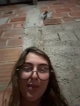 Miiabellovic - Bucetinha na obra do vizinho