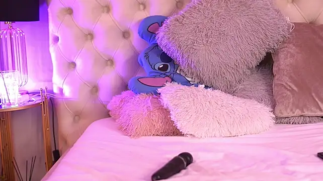 AishaaDevoe - Let me lick that pussy! :tongue: