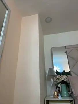 AliciaRoux - Pussy spread & clit play
