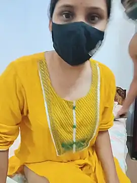 Your___Riya - Ass hole flash in public 😘🥰🥰