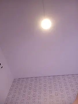 Vivian_Ellery - show cum