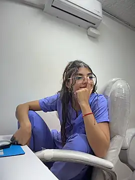 Mia_Alanna