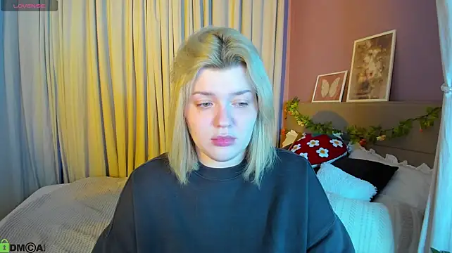 Michele_Greenn - Tease boobs