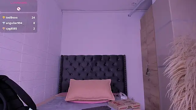 LunaRossie1_