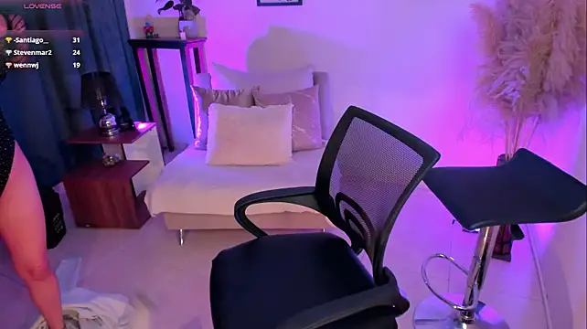 Mia-Carter1 - SPANK ASS + SALIVA IN MY ASS
