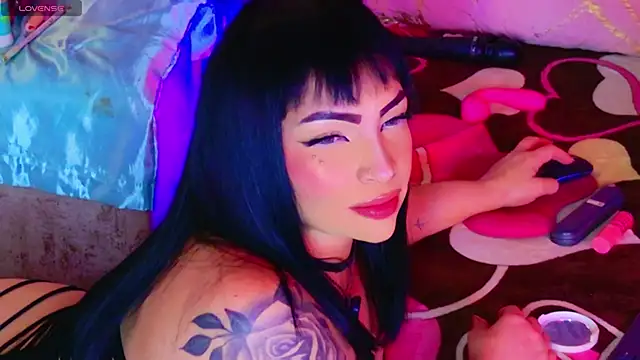 Macasweet - shake ass naked 500