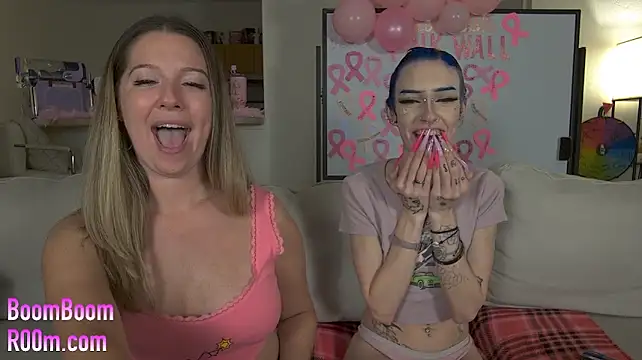 Boomboomr00m - Strap-On Fuck Show 🎟️