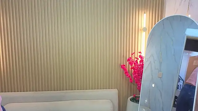 Aria_montes_t - FLASH ASSHOLE 😲