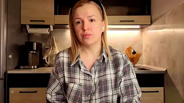 ViktoriaSekret - squeeze BOOBS