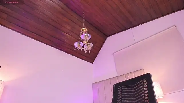 MiaRoseGold - 🍒 Undress me slow + sexy dance