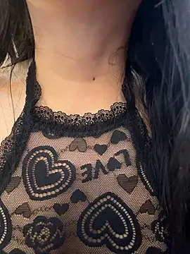 Sara-Castillo - FUCK PUSSY IN PUBLIC + CREAMY