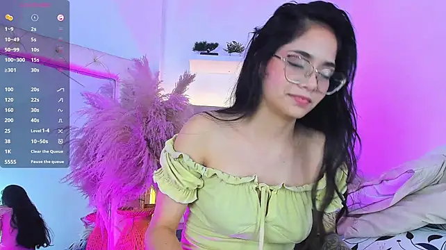 Carolinna_cute - Good Sesion Spanks (Red Ass)