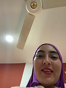 Malika_Noor - 2 finger pussy