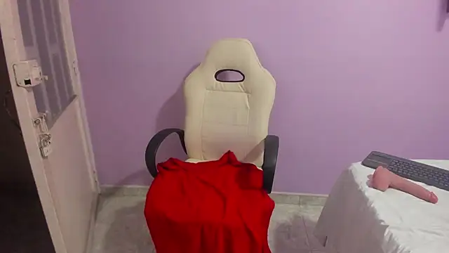 Evarosses__ - TASTE PUSSY WITH DILDO