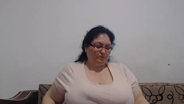 Nykyxo - oil my big ass