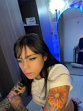 I_am_nina_ - finger pussy hairy to mouth