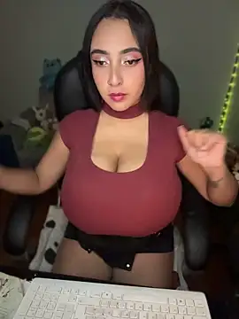AmberOficiall_ - Spit boobs💖