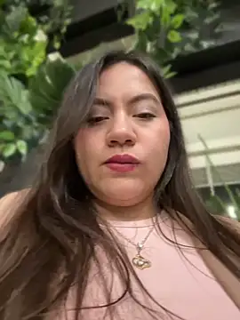 Bella_Pascualina - Show pussy in public