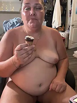 SexyNikki6969 - Play with domi and cum