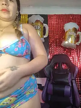 LaurenWelly_ - Boobs out + applauds 🥵🫨