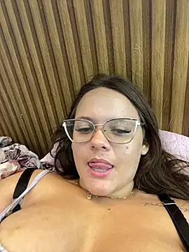 Laryssinha_69 - Lush alto e boquete