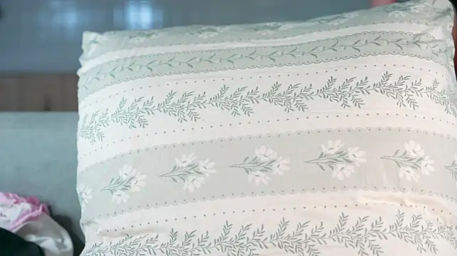 Oceansighx - ❣️suck finger and eye contact❣️
