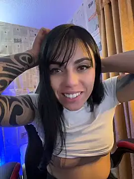I_am_nina_ - finger pussy hairy to mouth