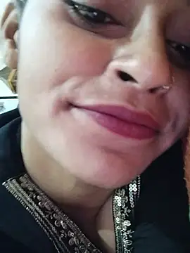 Raseeli_bhabhi1 - Boobs sucking