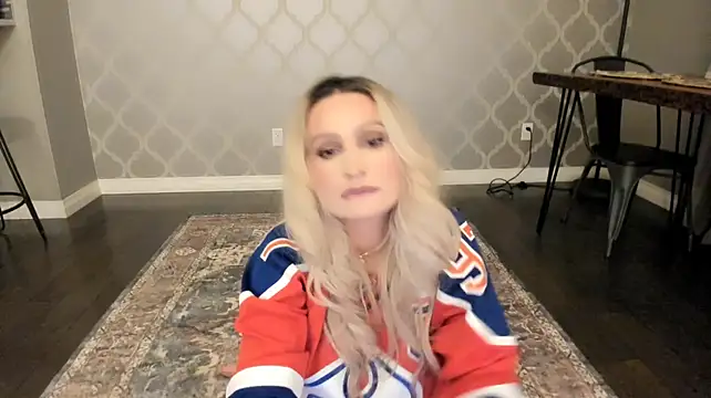 AprilAudrey69 - take the skirt off
