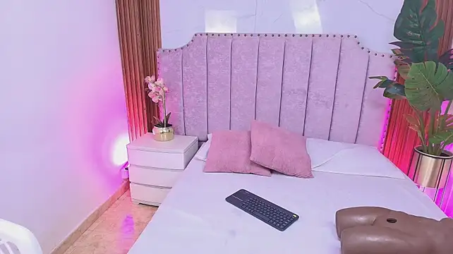 Candycoxx_606 - Finger masturbation (inside)