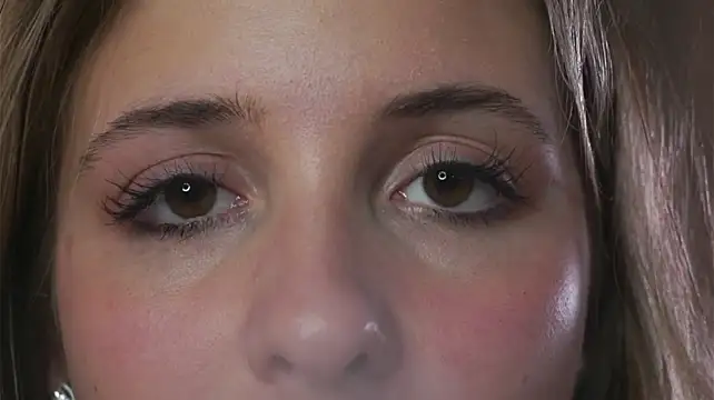 LoveSeekins - ride a pillow to wet my panties