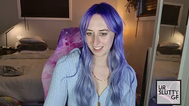 Ursluttygf - drool mint show (super messy spit show)