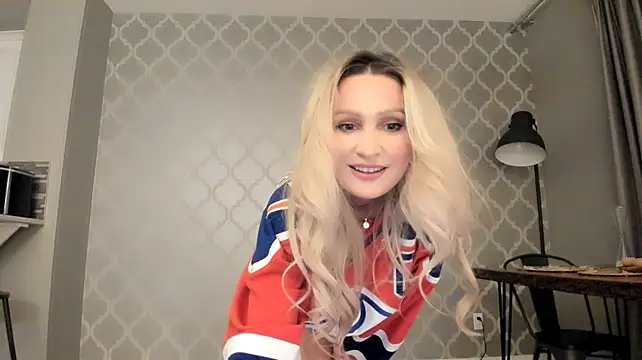 AprilAudrey69 - take the skirt off