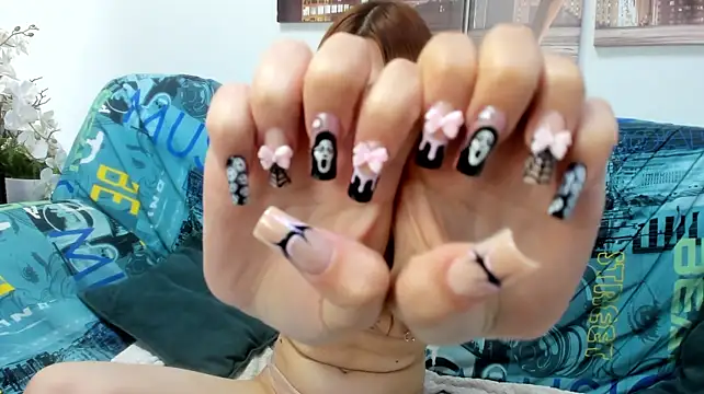 Sunny_Sammyy - oil on my hot ass